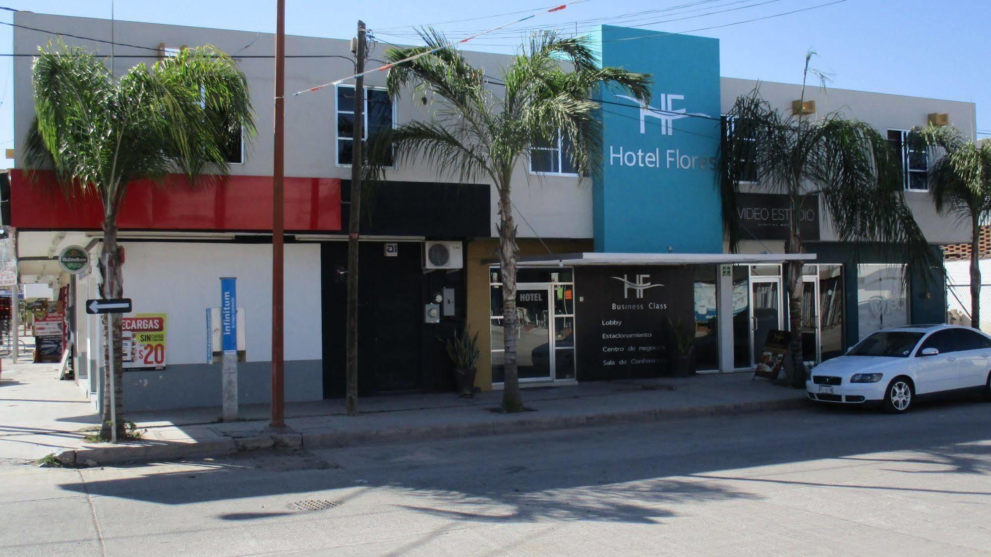 Hotel Flores Guamuchil Buitenkant foto